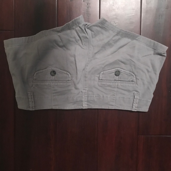 American Eagle Gray Shorts- size 4 - Picture 2 of 6